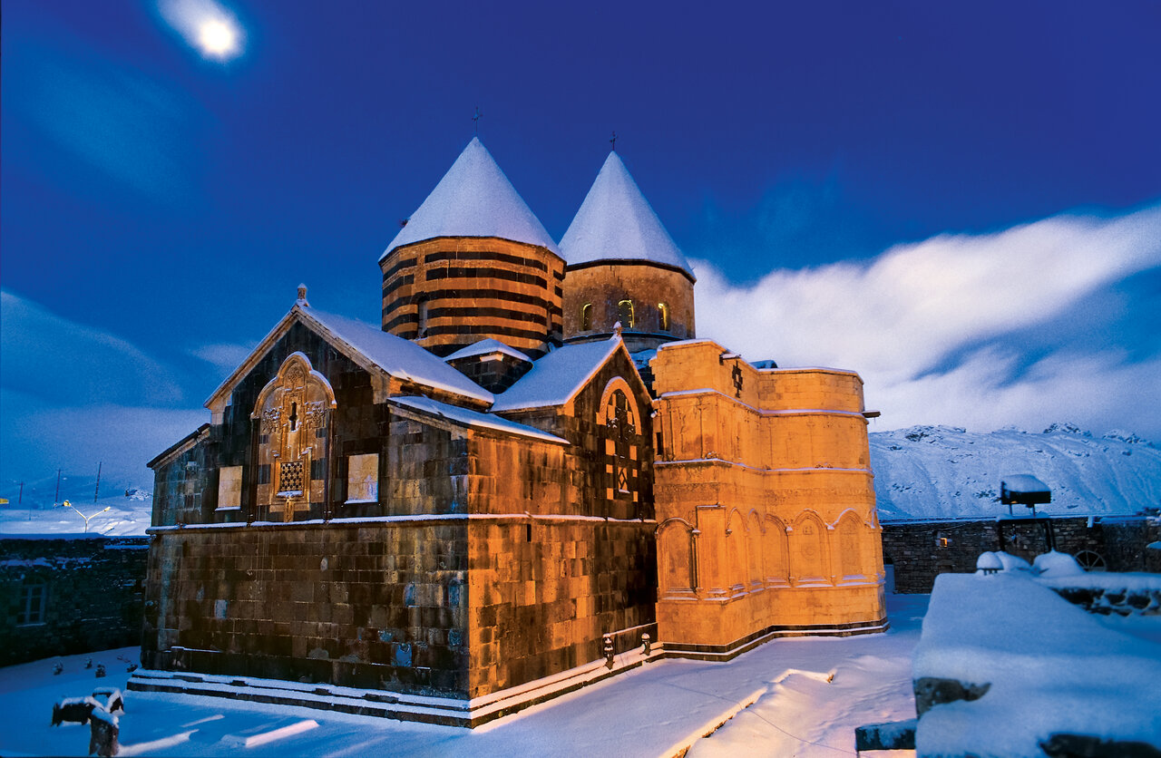 کلیسای تادئوس مقدس