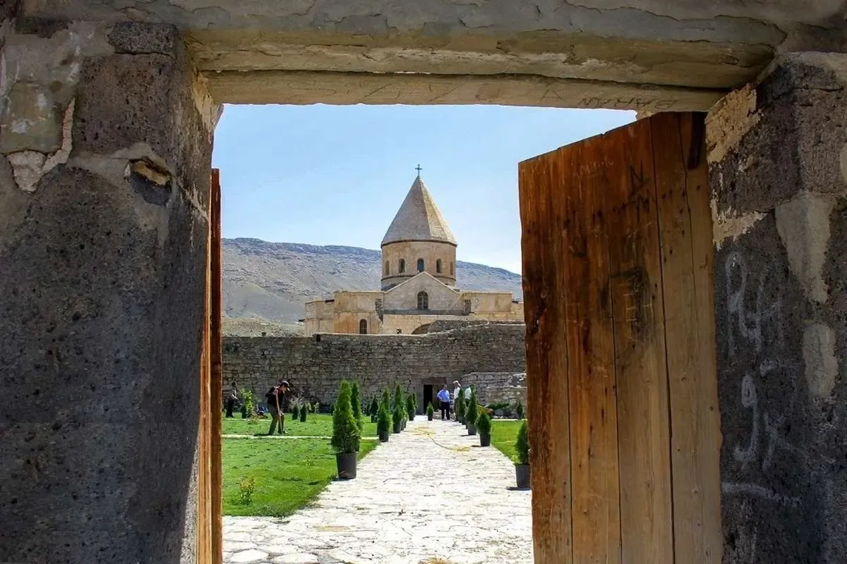 کلیسای تادئوس مقدس (قره کلیسا) (7)