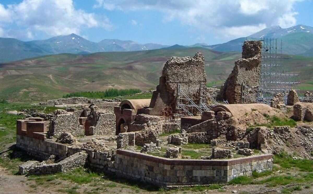 افسانه ی تخت سلیمان (2)-1